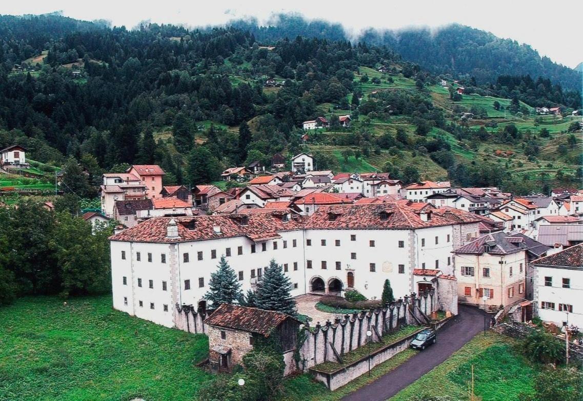 Albergo Diffuso Paularo Eksteriør billede